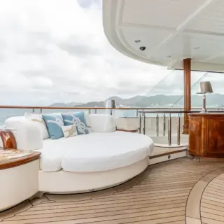 Bridge Deck Aft Settee