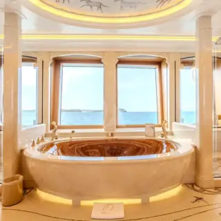 Master En Suite Bath