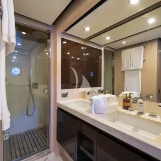 Master cabin bathroom