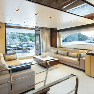 Salon aft view
