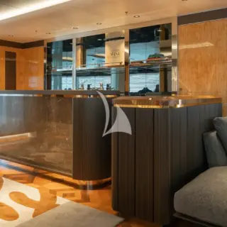 Main Deck Bar