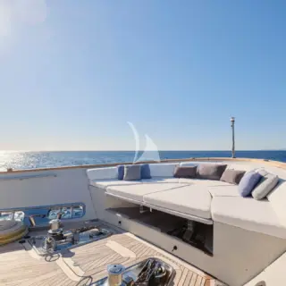 Bow lounge Area