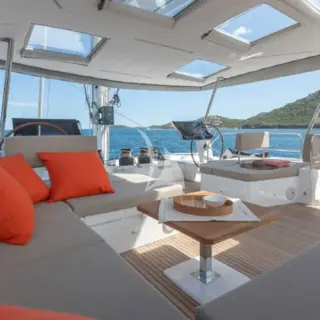 LOOMA sistership - Photo N Claris