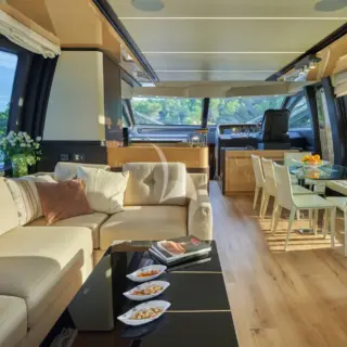 Saloon 2