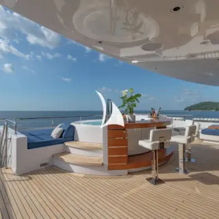Sun deck aft bar and jacuzzi