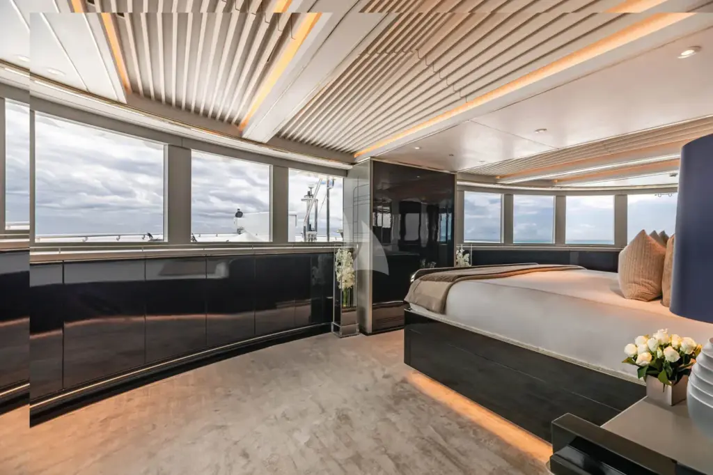 SEALION - Master Stateroom