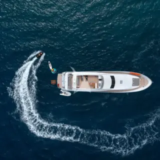 TROPICANA - Image 14