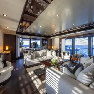 Noroader - main saloon 2024