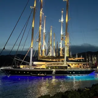 Tukiya S - at night