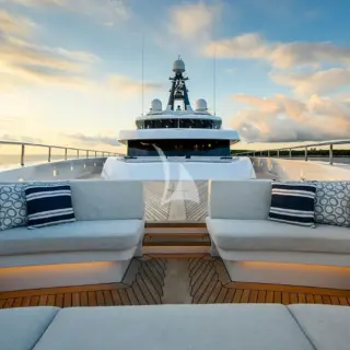 Foredeck Seating