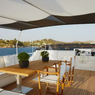 Flybridge