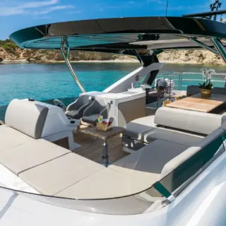 Flybridge