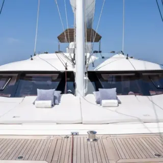 SEAZEN II - Deck and sunbathing area