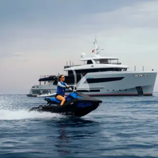 Heeus waverunner