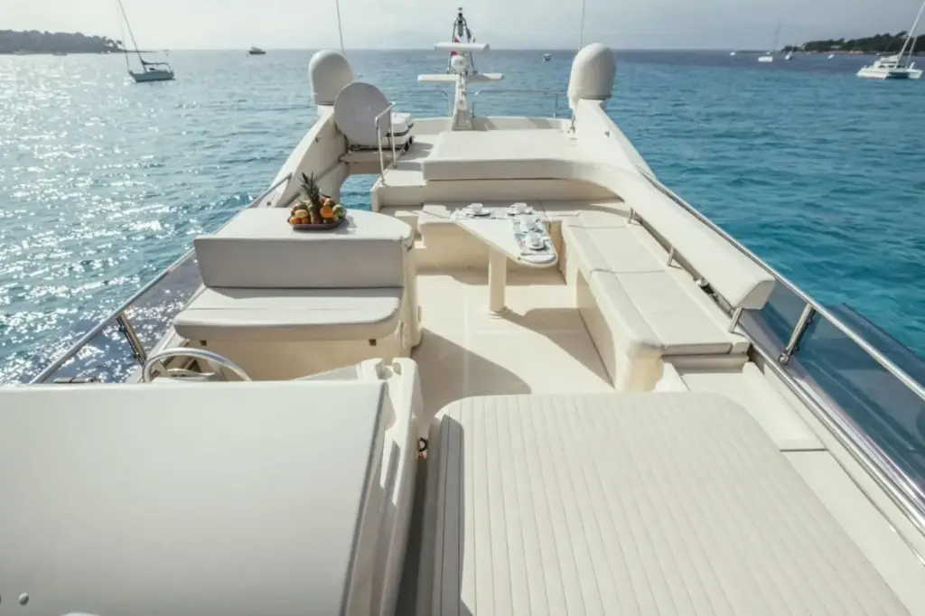 To Escape's gorgeous flybridge