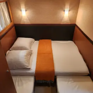 Double Cabin