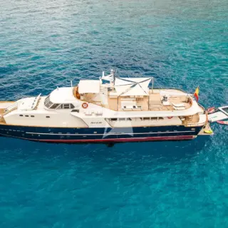 Spirit of MK - At anchor
