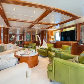 Main saloon lounge