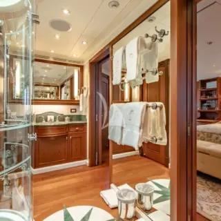 Master ensuite
