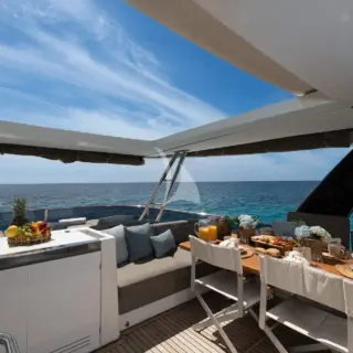 Flybridge