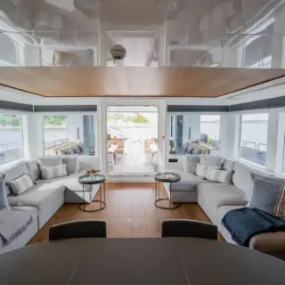 Main deck salon