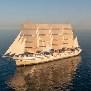 Profile at sail