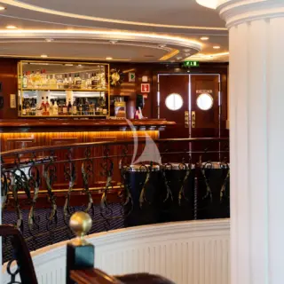 Dining room bar
