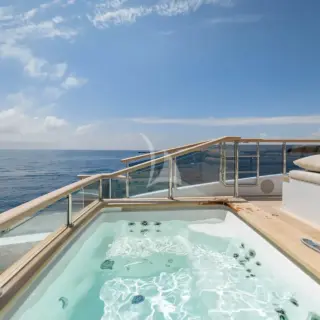 Jacuzzi