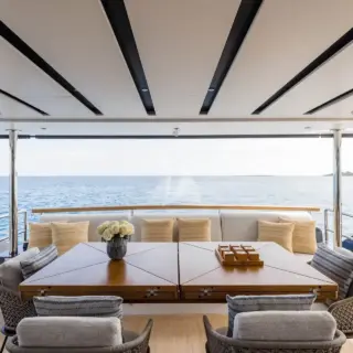 Main Deck aft dining