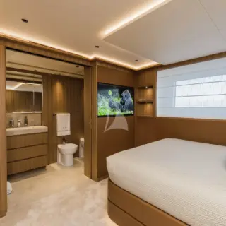 Double Cabin