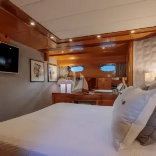Master suite