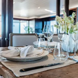 Interior Dining - Details