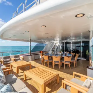 Bridge Deck Aft