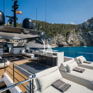 ALVIUM - Flybridge
