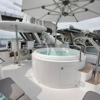 Jacuzzi