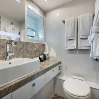 Starboard Guest Ensuite