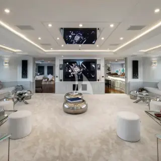 Main Salon - A Deck
