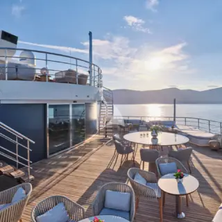 Bridge deck outdoor lounge area