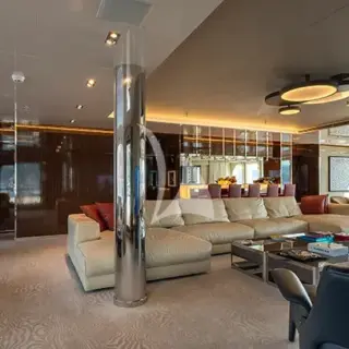 Bridge deck - owner's lounge
