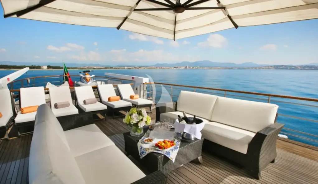 Lady Jersey - salon sundeck