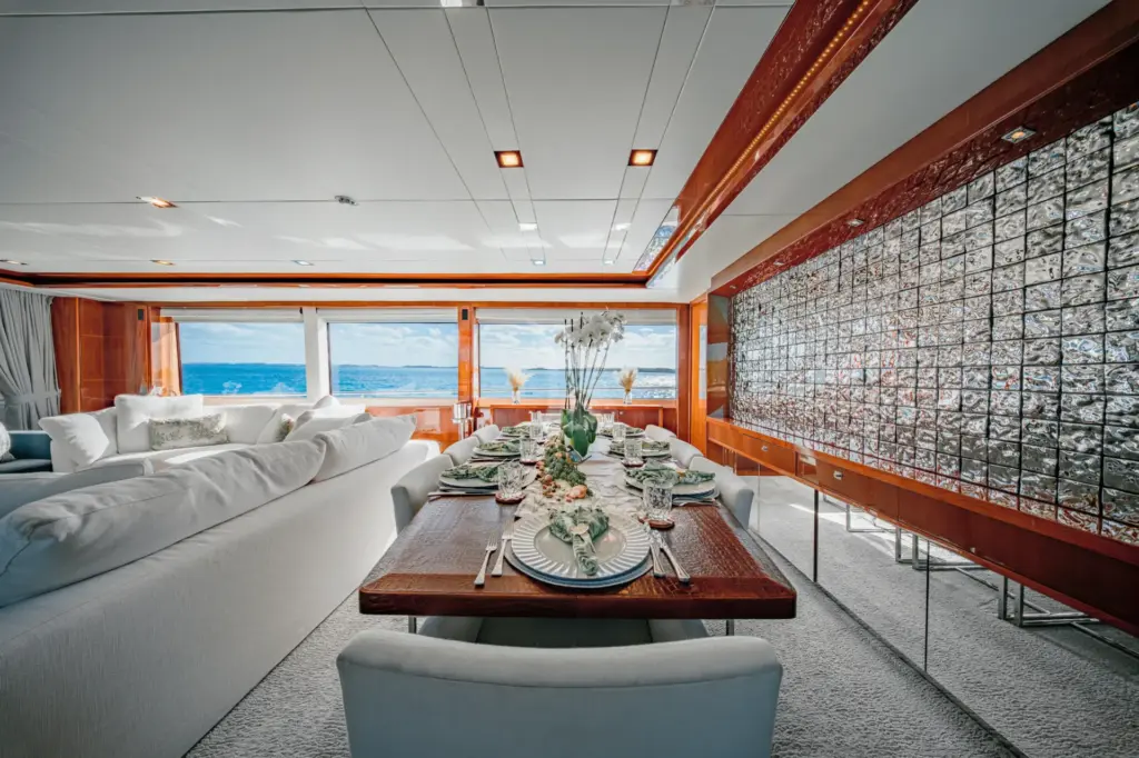 BEACHFRONT II - Formal Dining