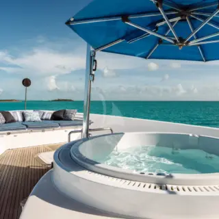 Bow Seating + Jacuzzi
