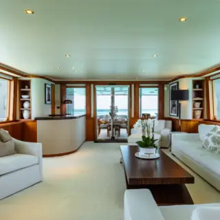 Main Deck - Salon