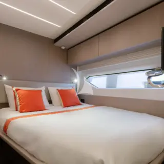 Double cabin