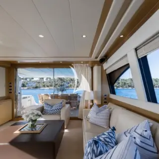 Saloon 2