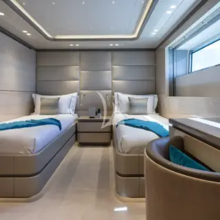 Convertible double/twin cabin