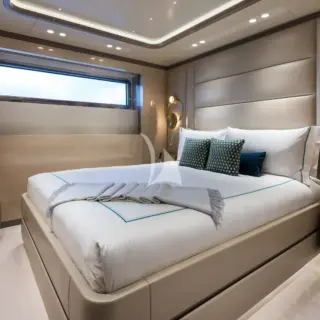 Double cabin