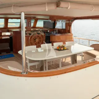 Sea Breeze - Image 9