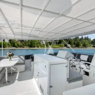 Flybridge