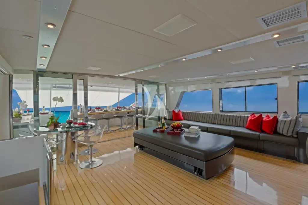 FIRST HOME - Main salon - facing aft